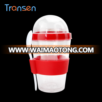 New Double-layer yogurt cup BPA Free kids bottle food grade silicone sleeve insulation 12 oz plastic salad cup with spoon